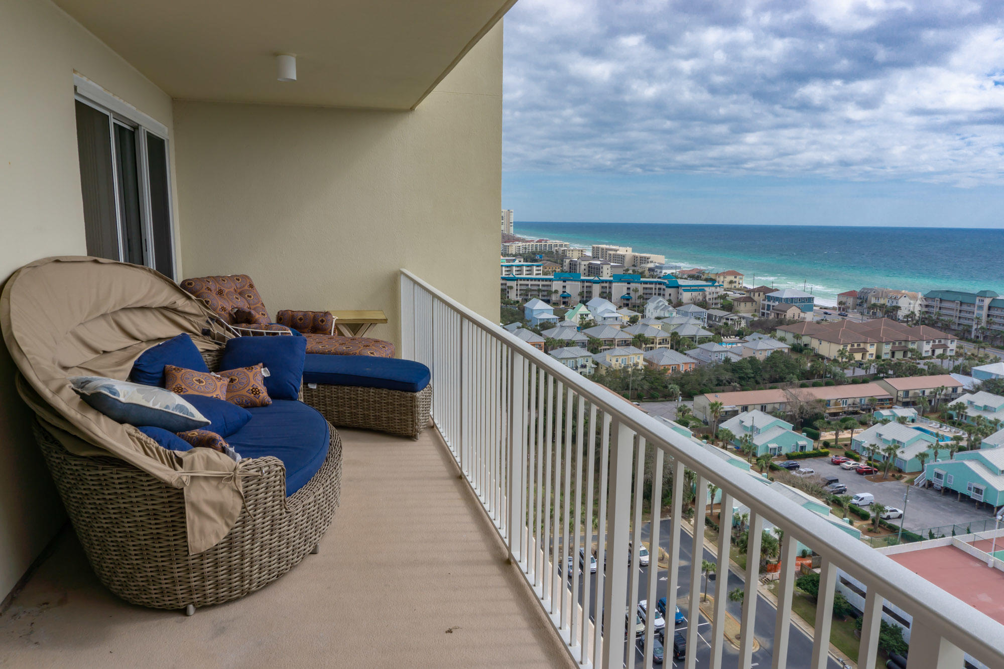 ARIEL DUNES - Residential