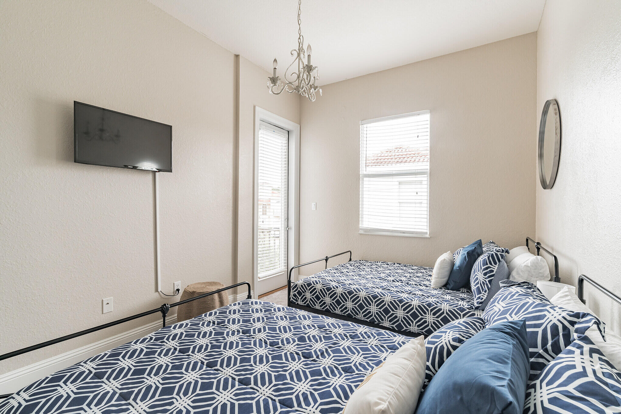 CALUSA BAY S/D - Residential Lease