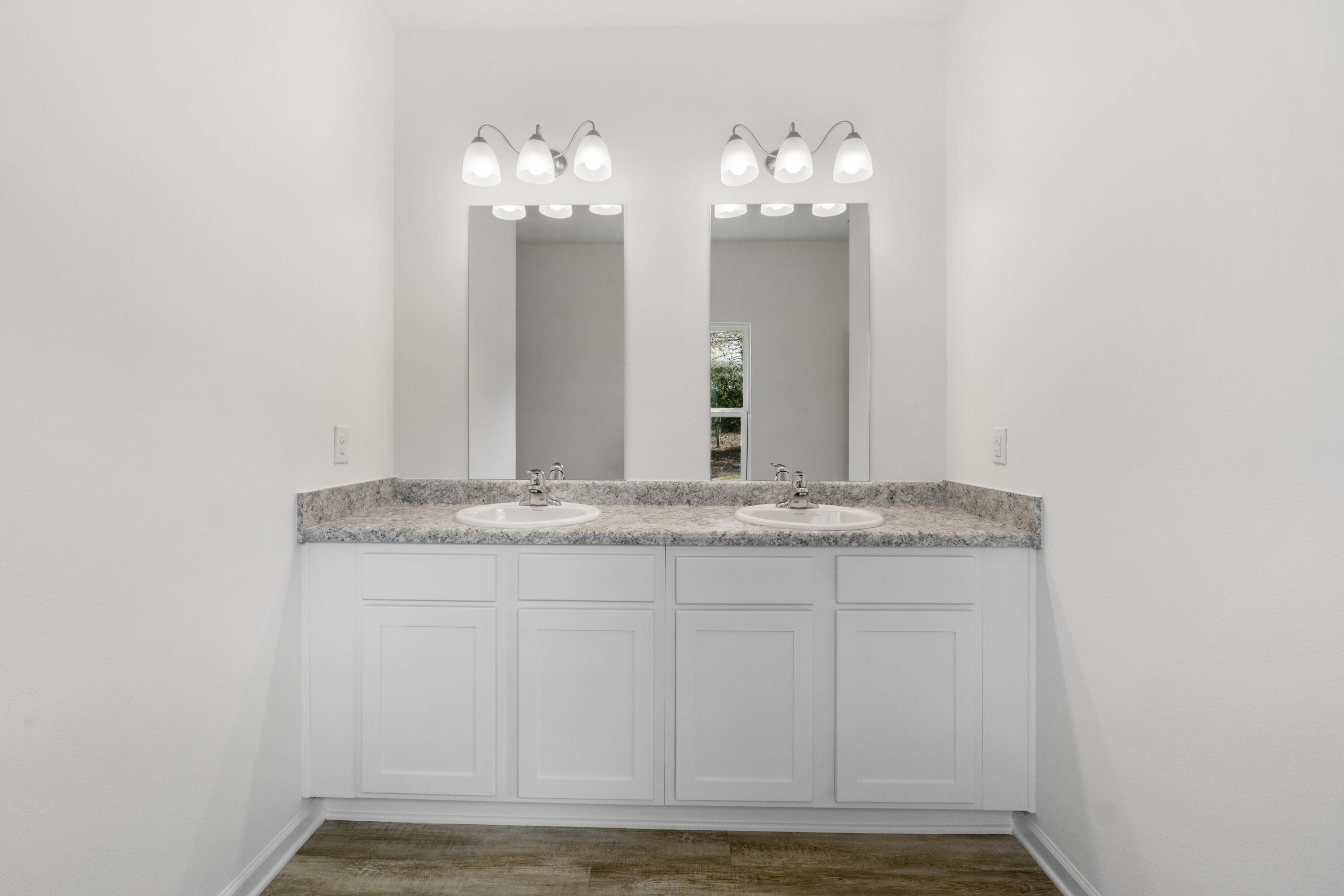 Owl's Head East - Residential