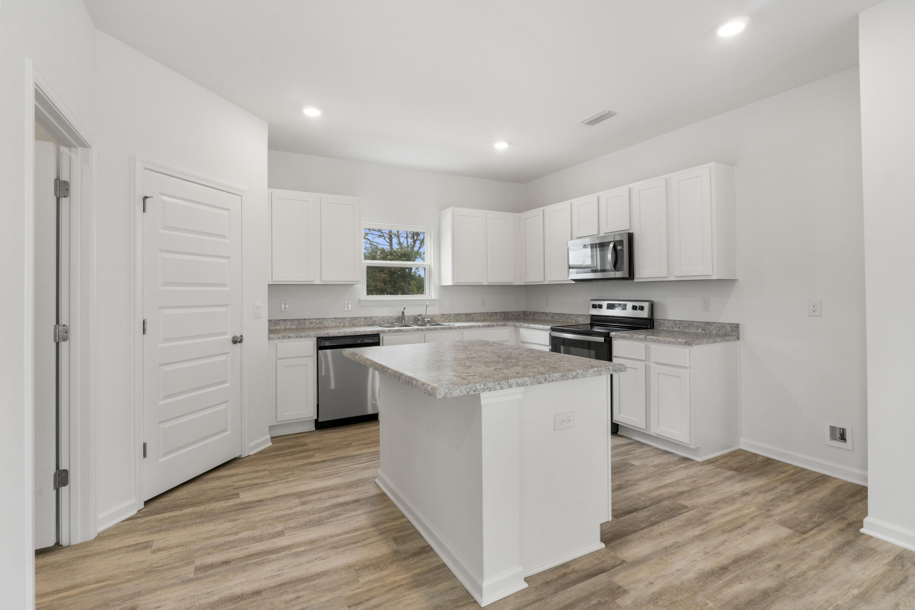 Owl's Head East - Residential