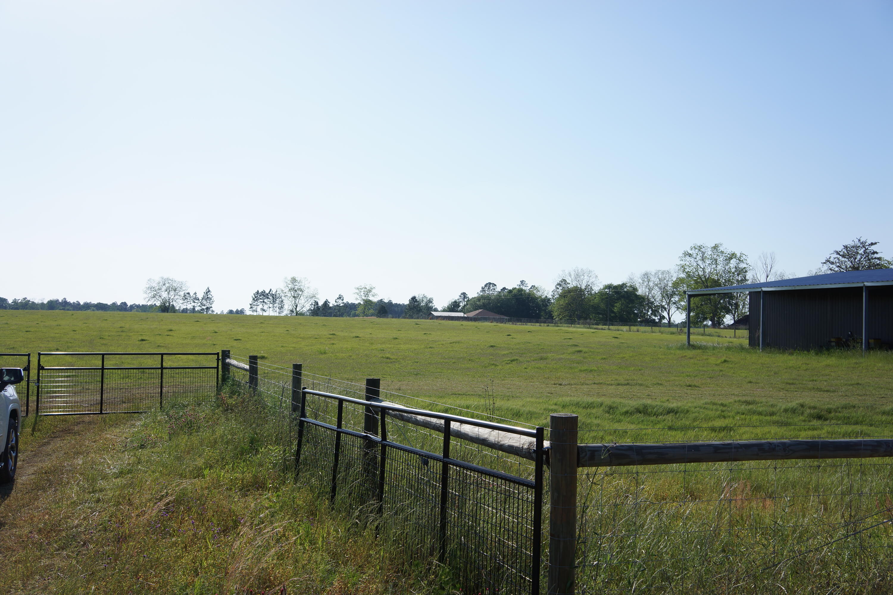 METES & BOUNDS - Farm