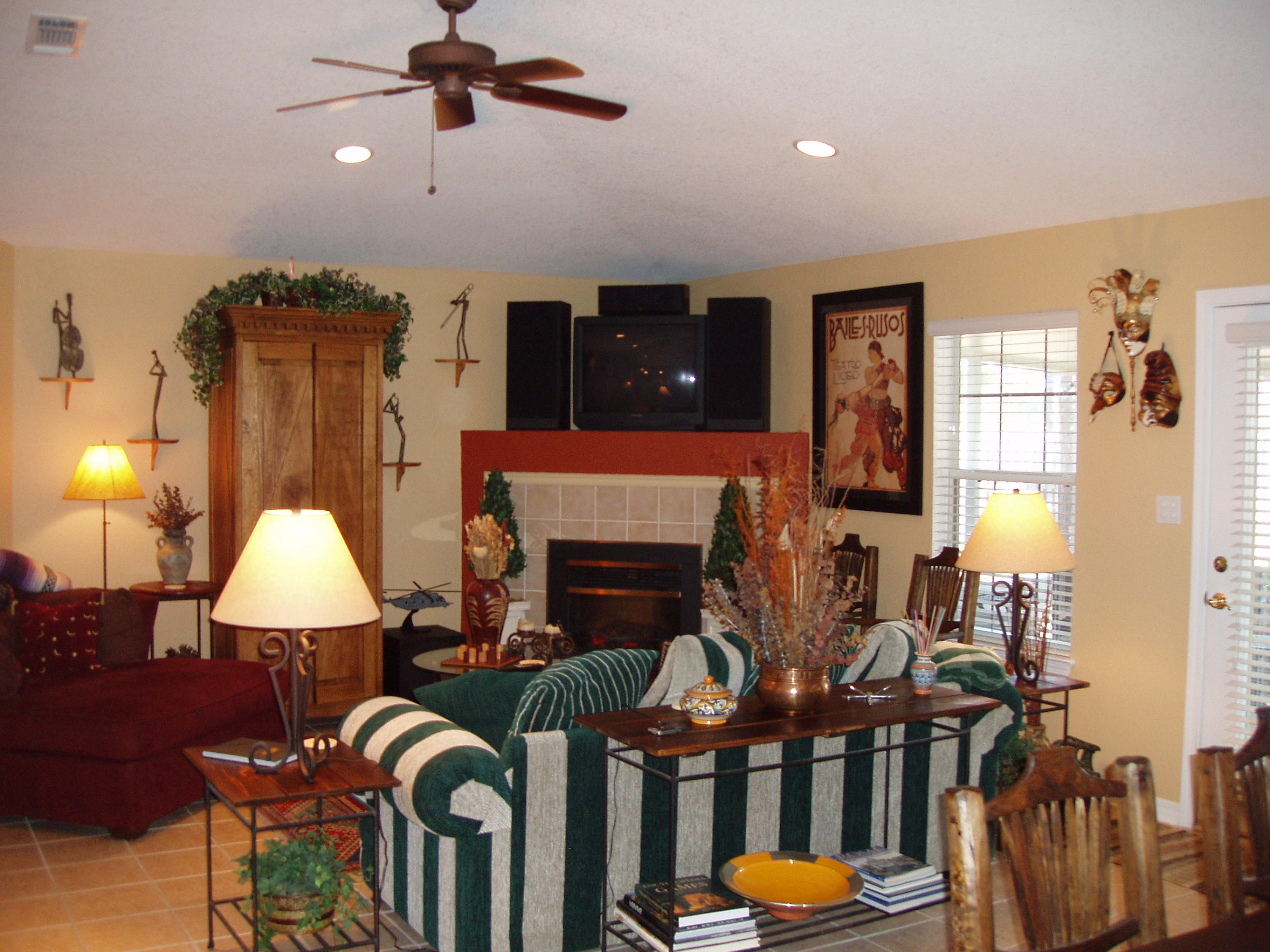 EMERALD LAKES PH 1 - Residential