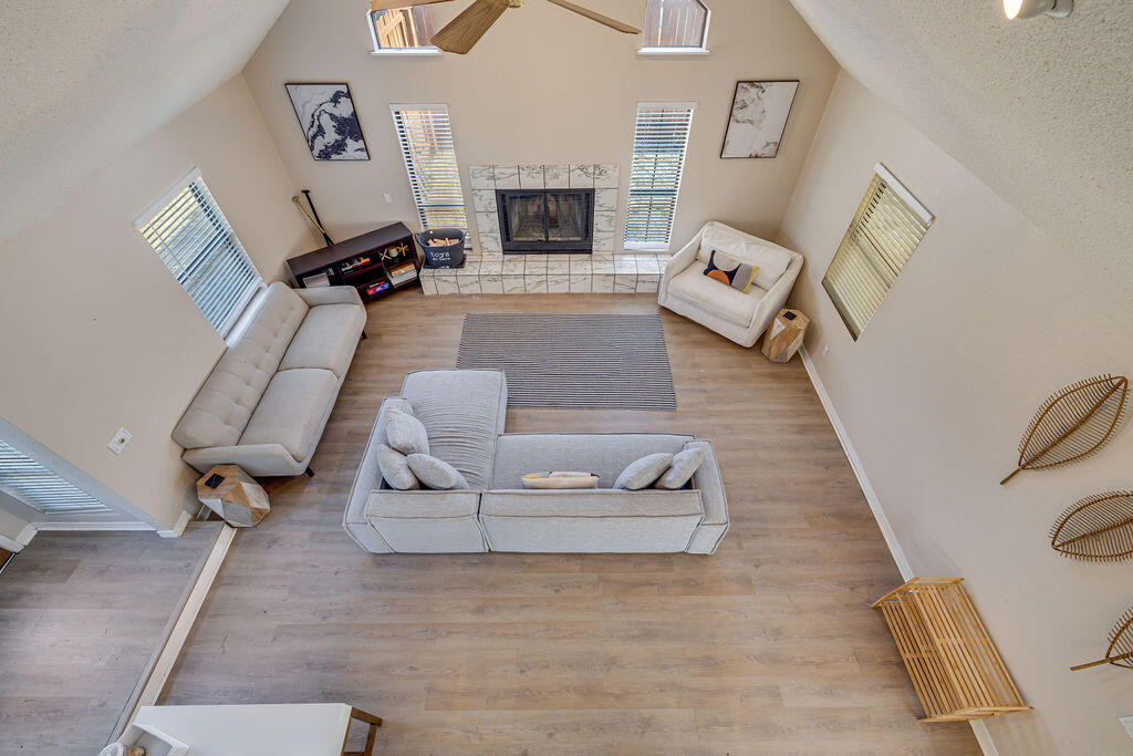 NORTH LAGOON OAKS 7TH ADDN - Residential