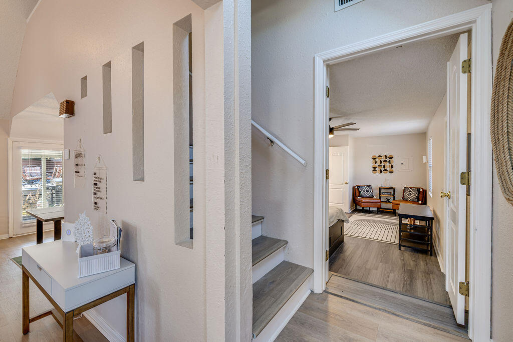 NORTH LAGOON OAKS 7TH ADDN - Residential