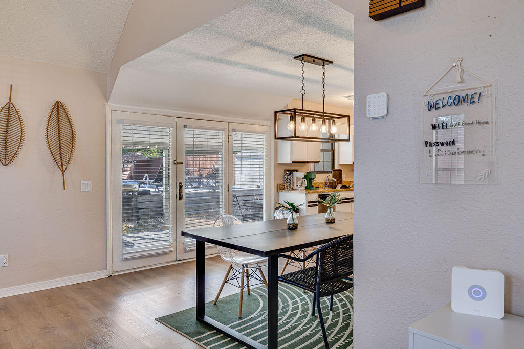 NORTH LAGOON OAKS 7TH ADDN - Residential