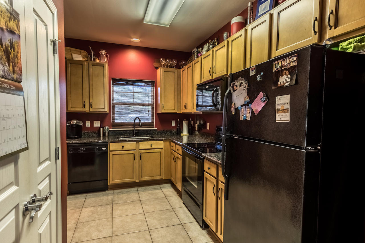 PLANTATION AT SANTA ROSA - Residential