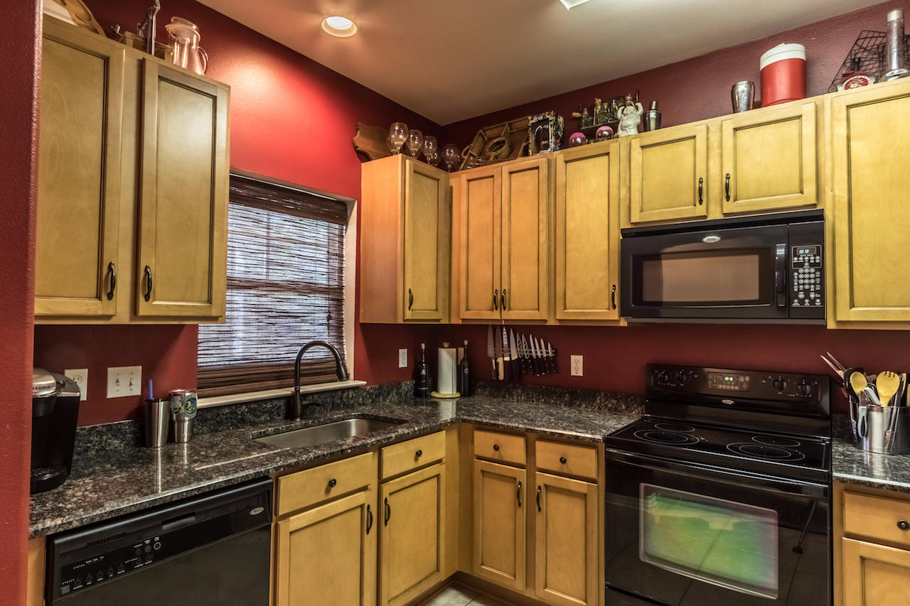 PLANTATION AT SANTA ROSA - Residential