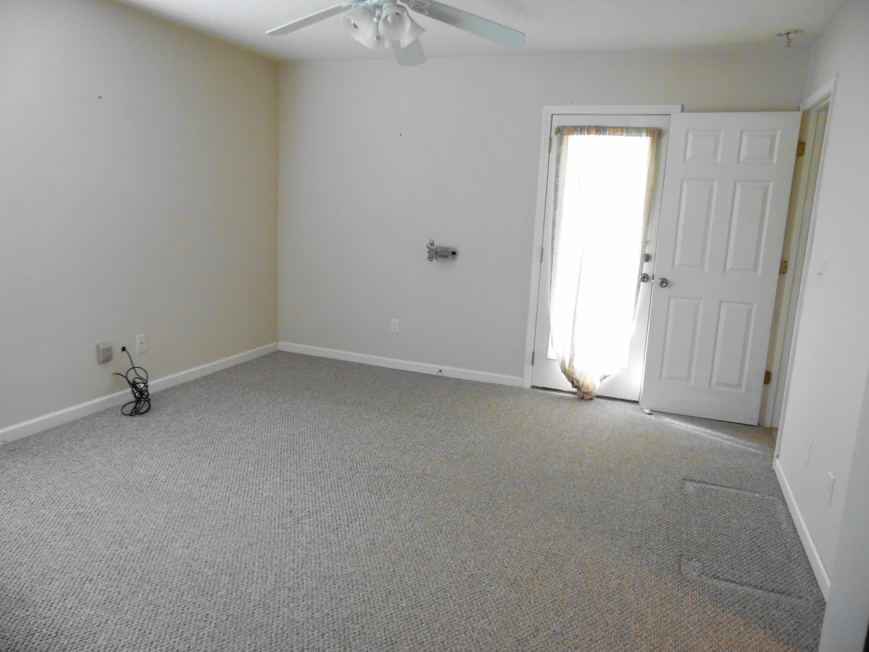 OAKWOOD HILLS UNIT 1 - Residential