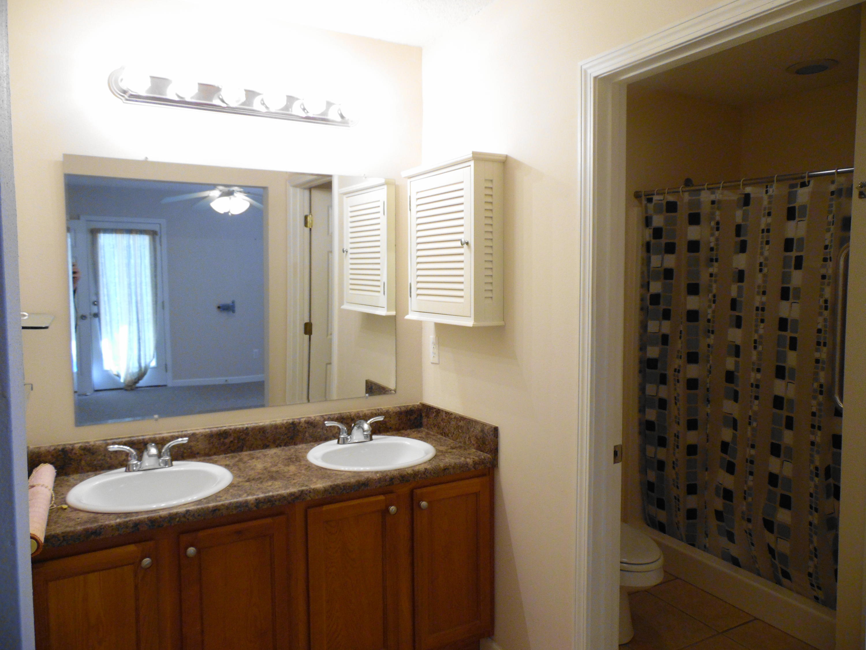 OAKWOOD HILLS UNIT 1 - Residential