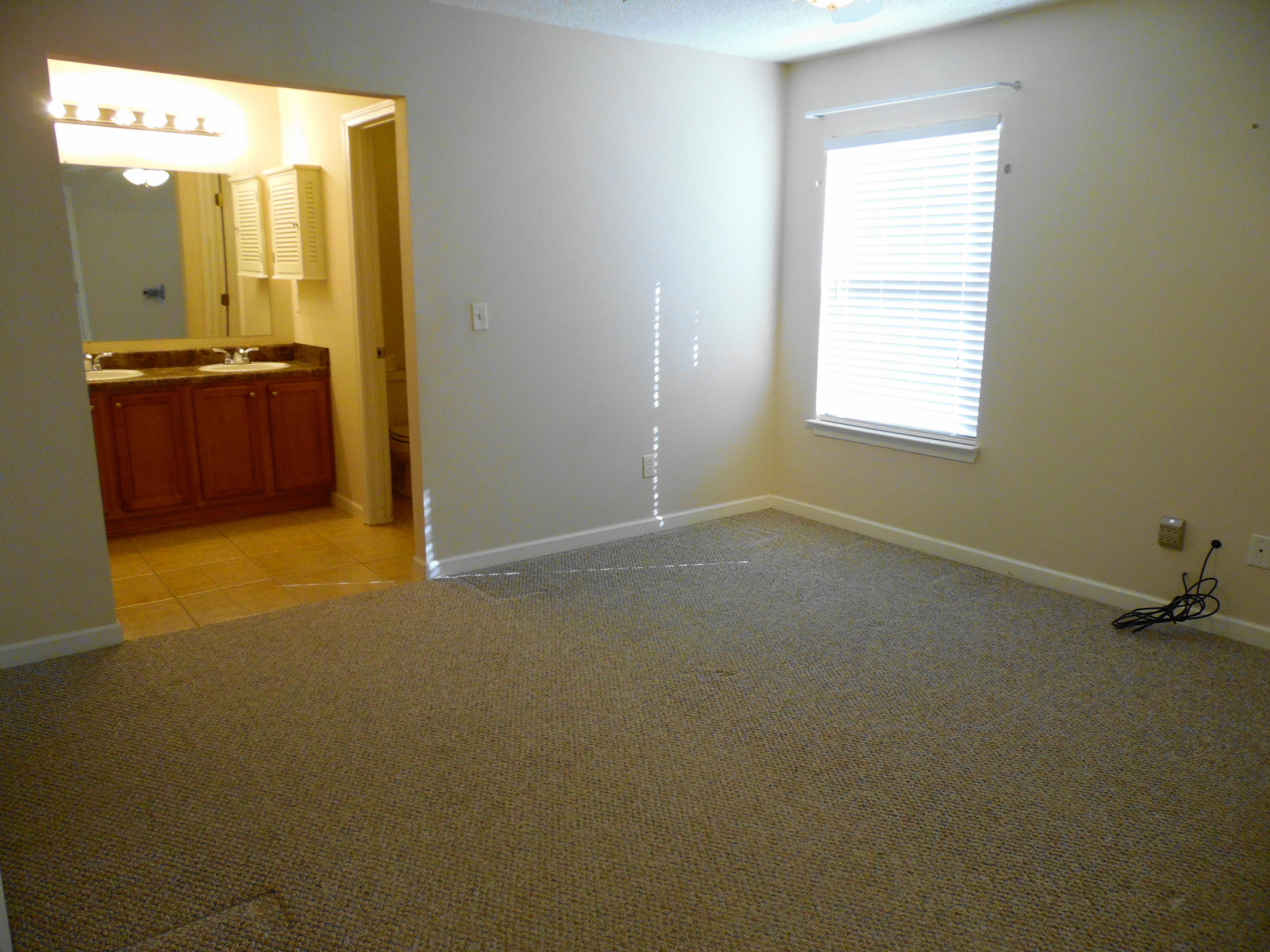 OAKWOOD HILLS UNIT 1 - Residential