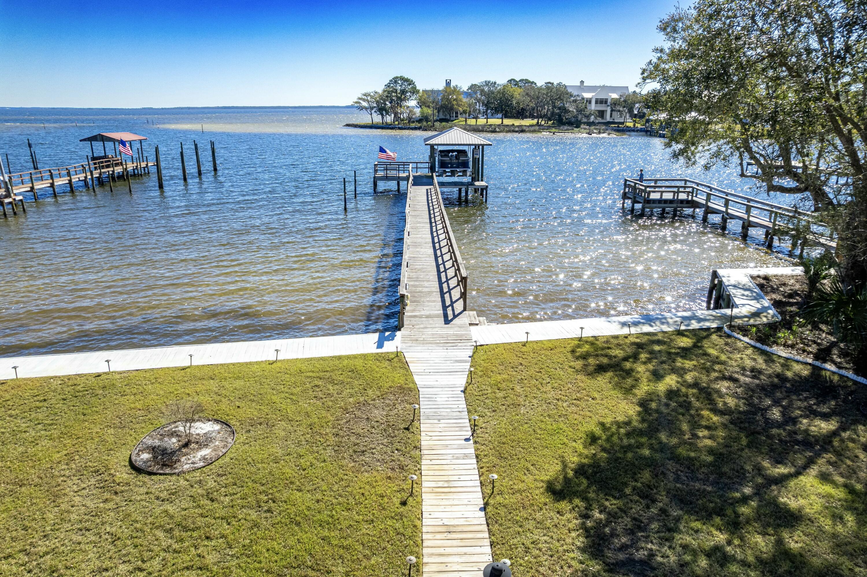 FISCHERS LANDING - Residential
