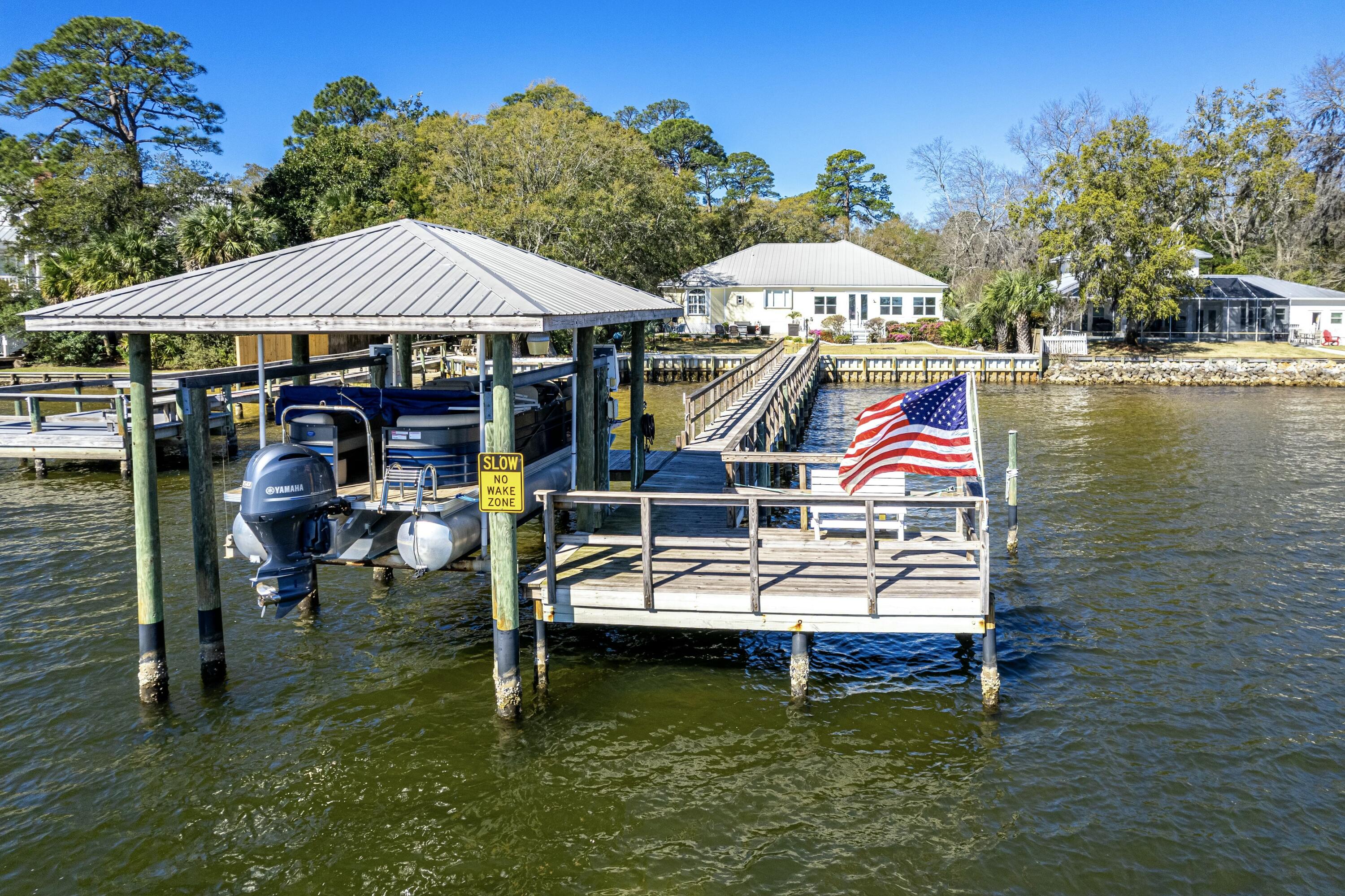 FISCHERS LANDING - Residential