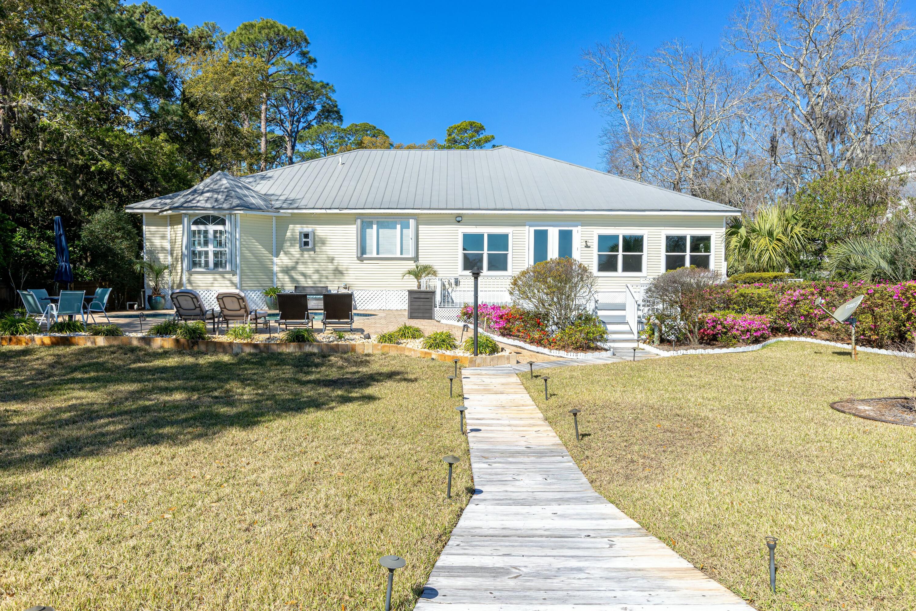 FISCHERS LANDING - Residential