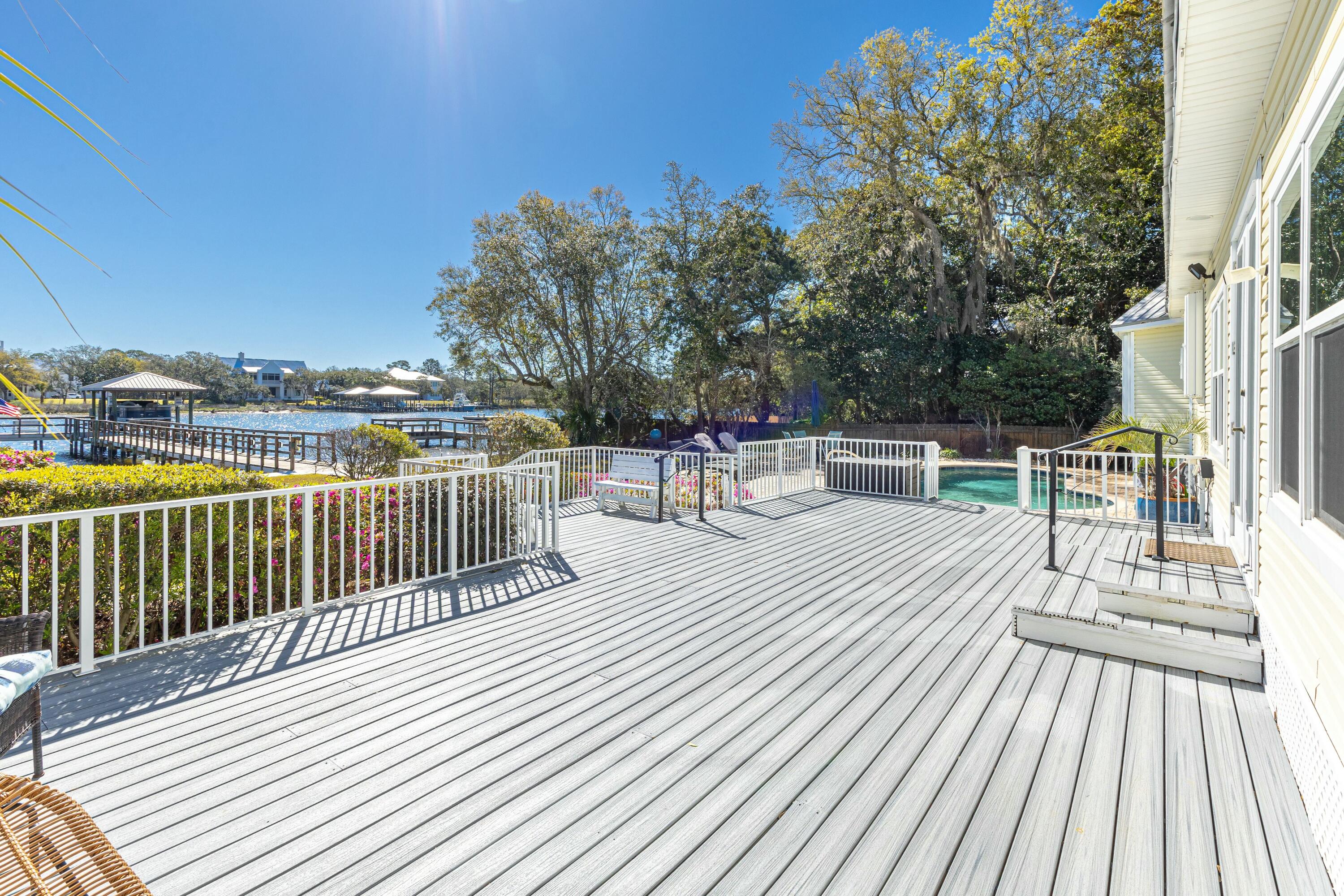 FISCHERS LANDING - Residential