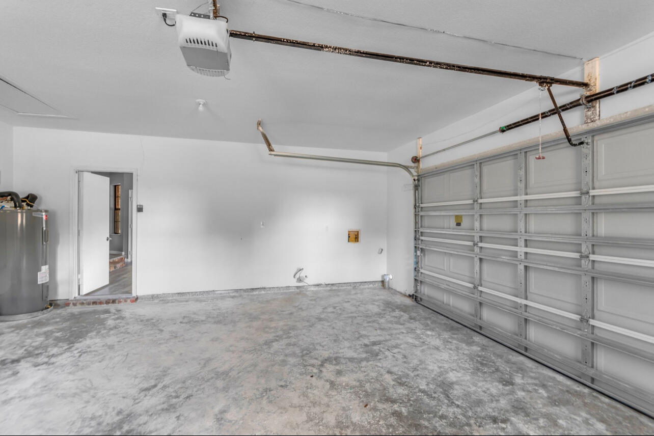 KINGSWOOD ESTATES - Residential