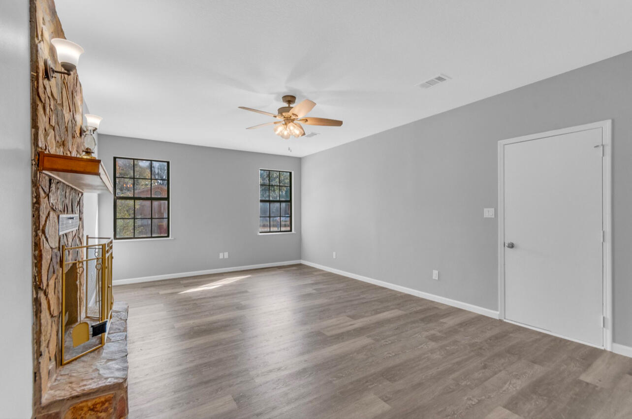 KINGSWOOD ESTATES - Residential