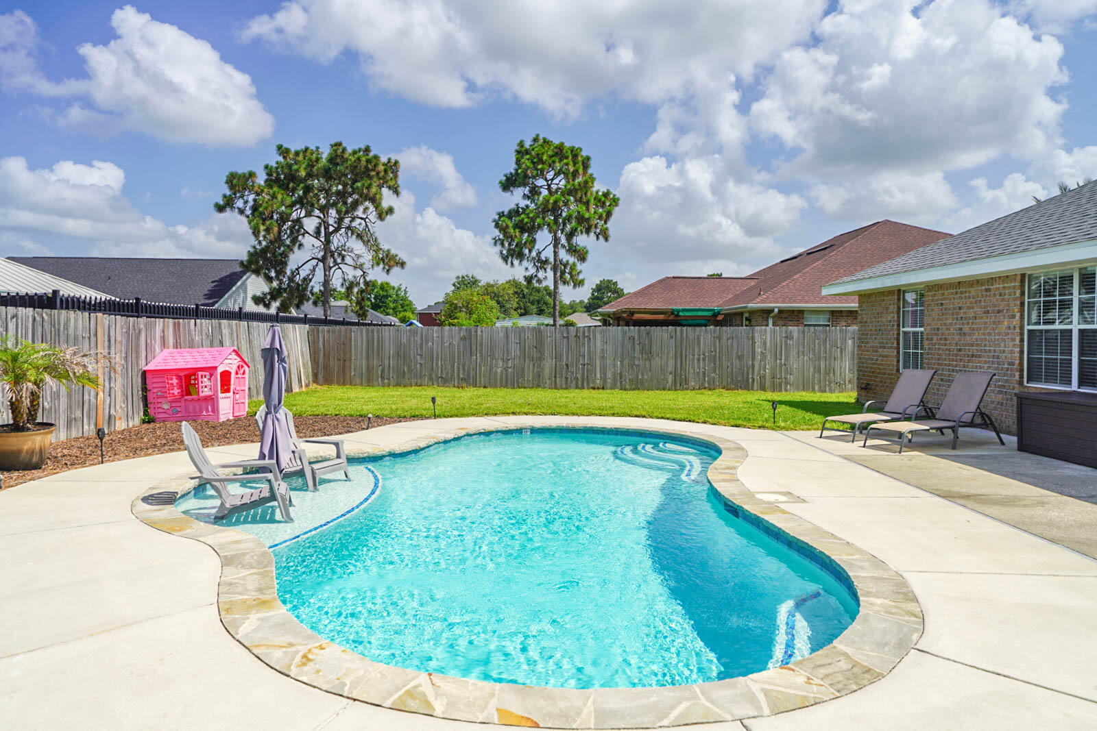 CREETWOODS - Residential