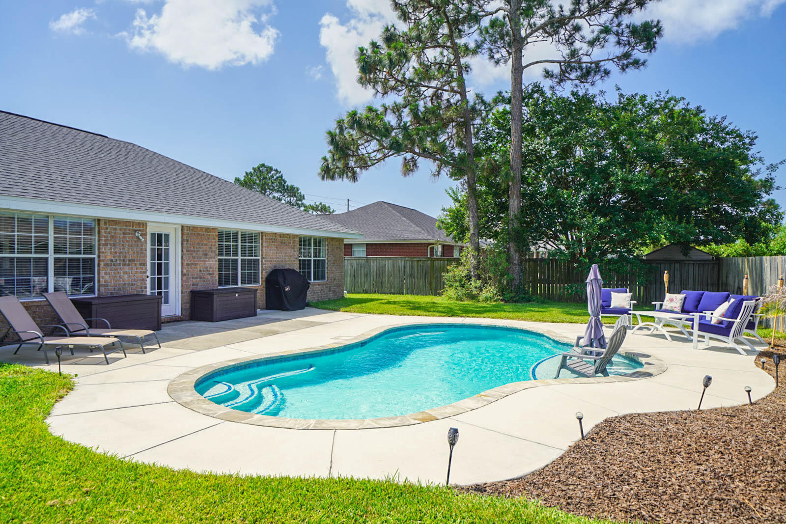 CREETWOODS - Residential