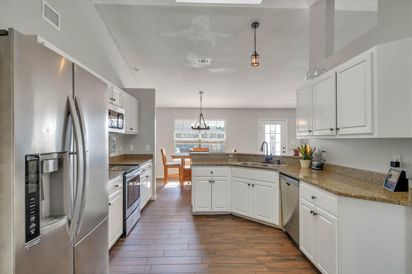 CREETWOODS - Residential