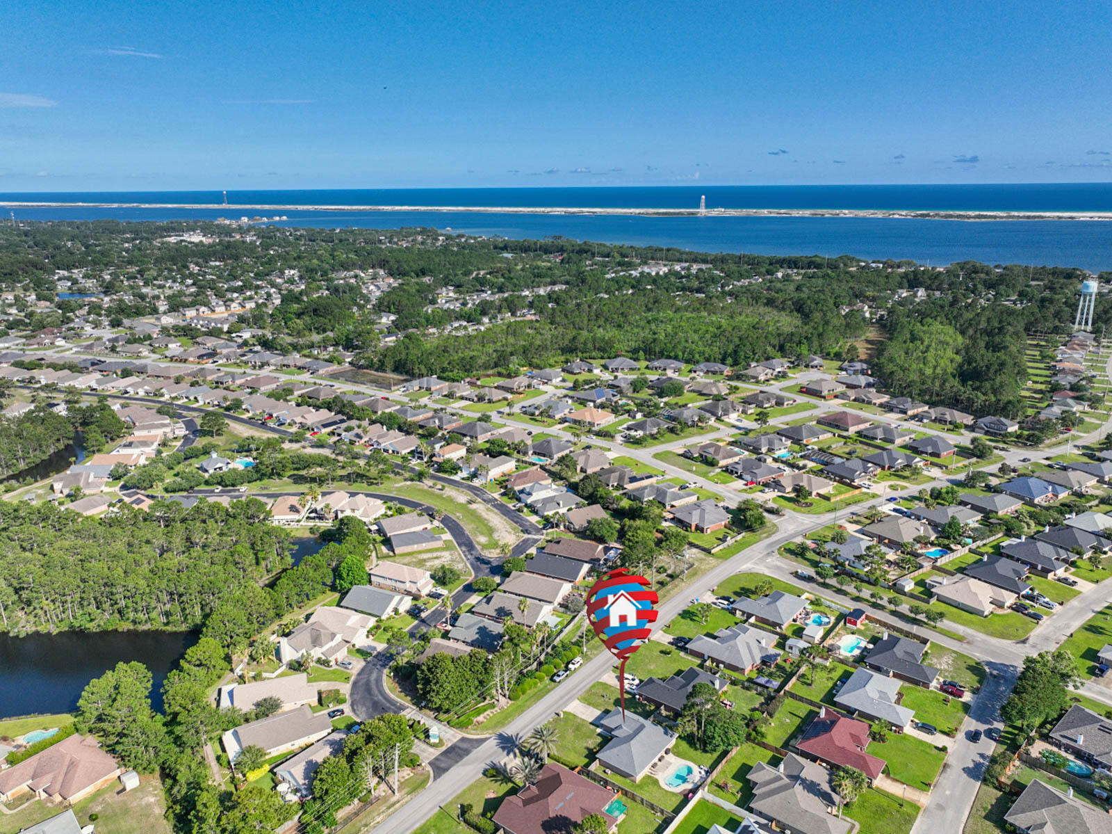 CREETWOODS - Residential