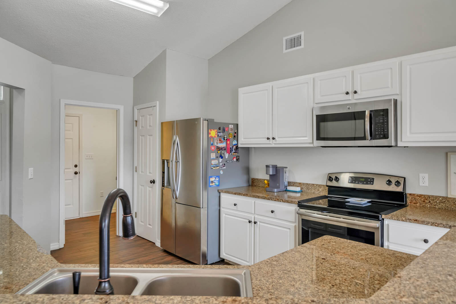 CREETWOODS - Residential