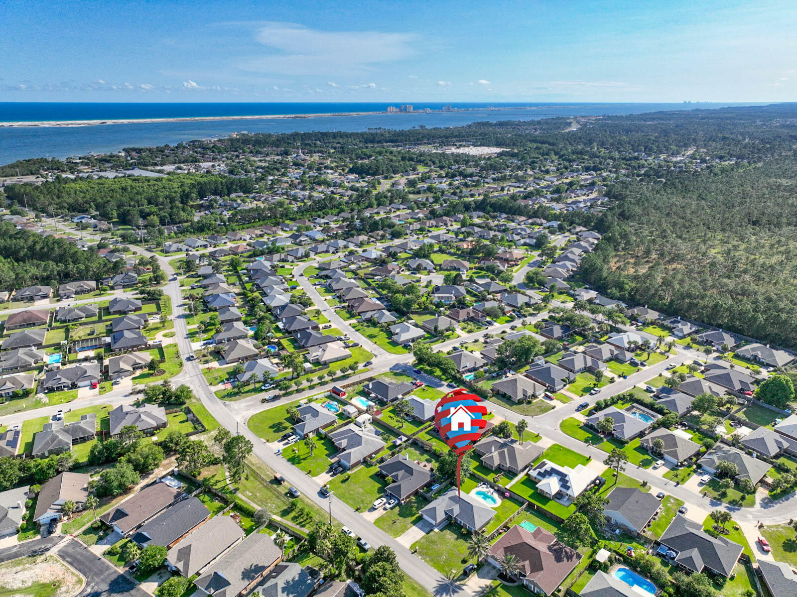 CREETWOODS - Residential