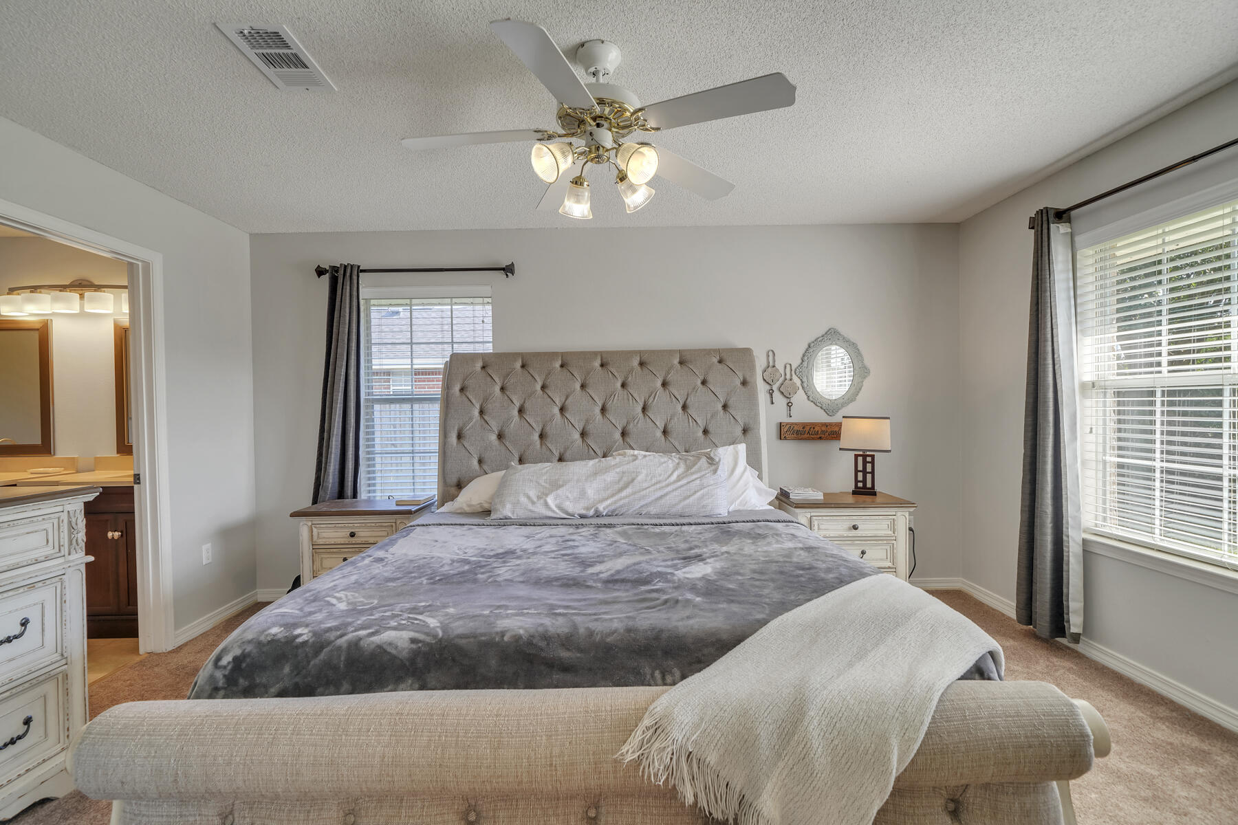 CREETWOODS - Residential