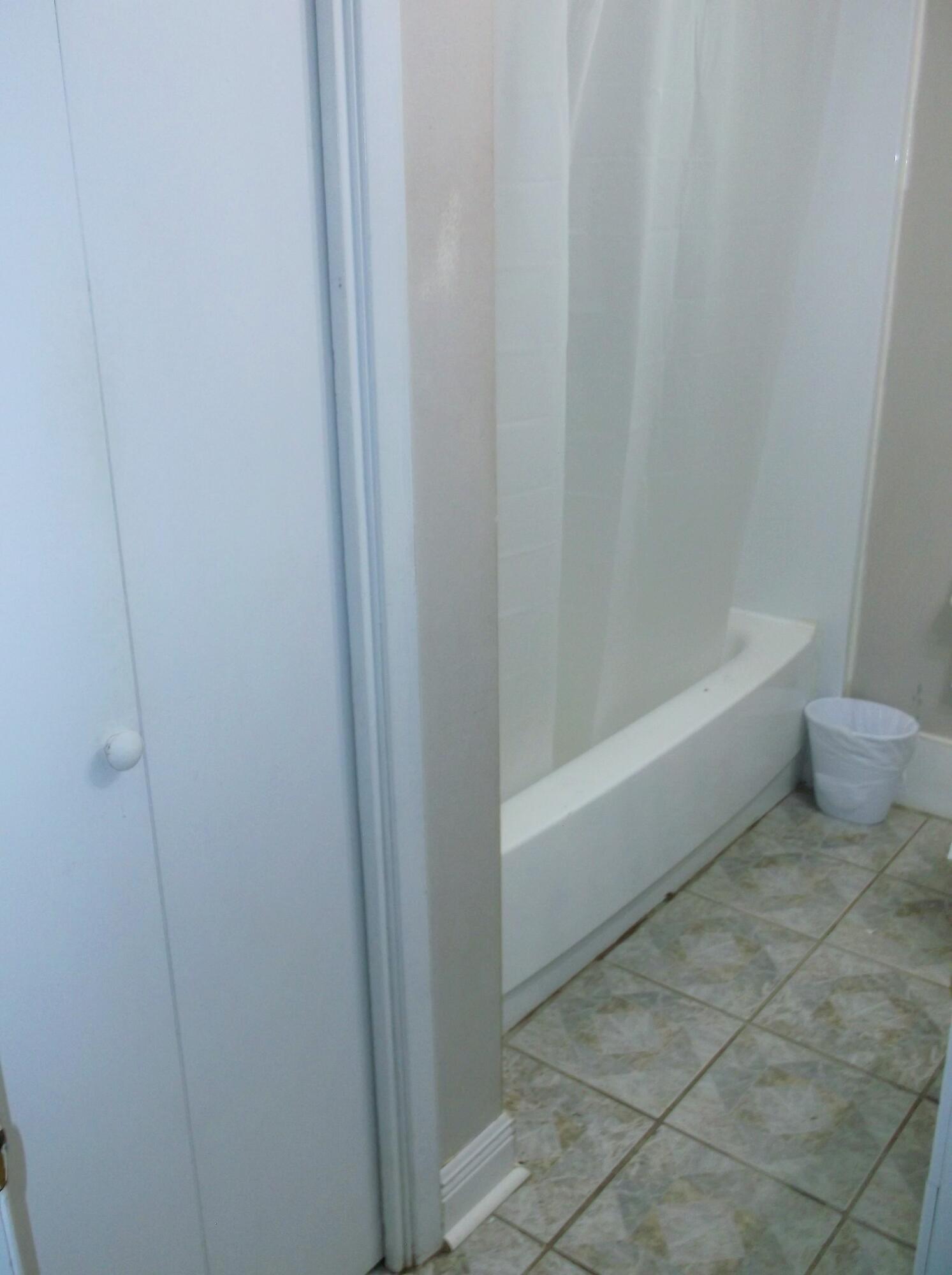 GARNIERS BEACH 6TH - Residential