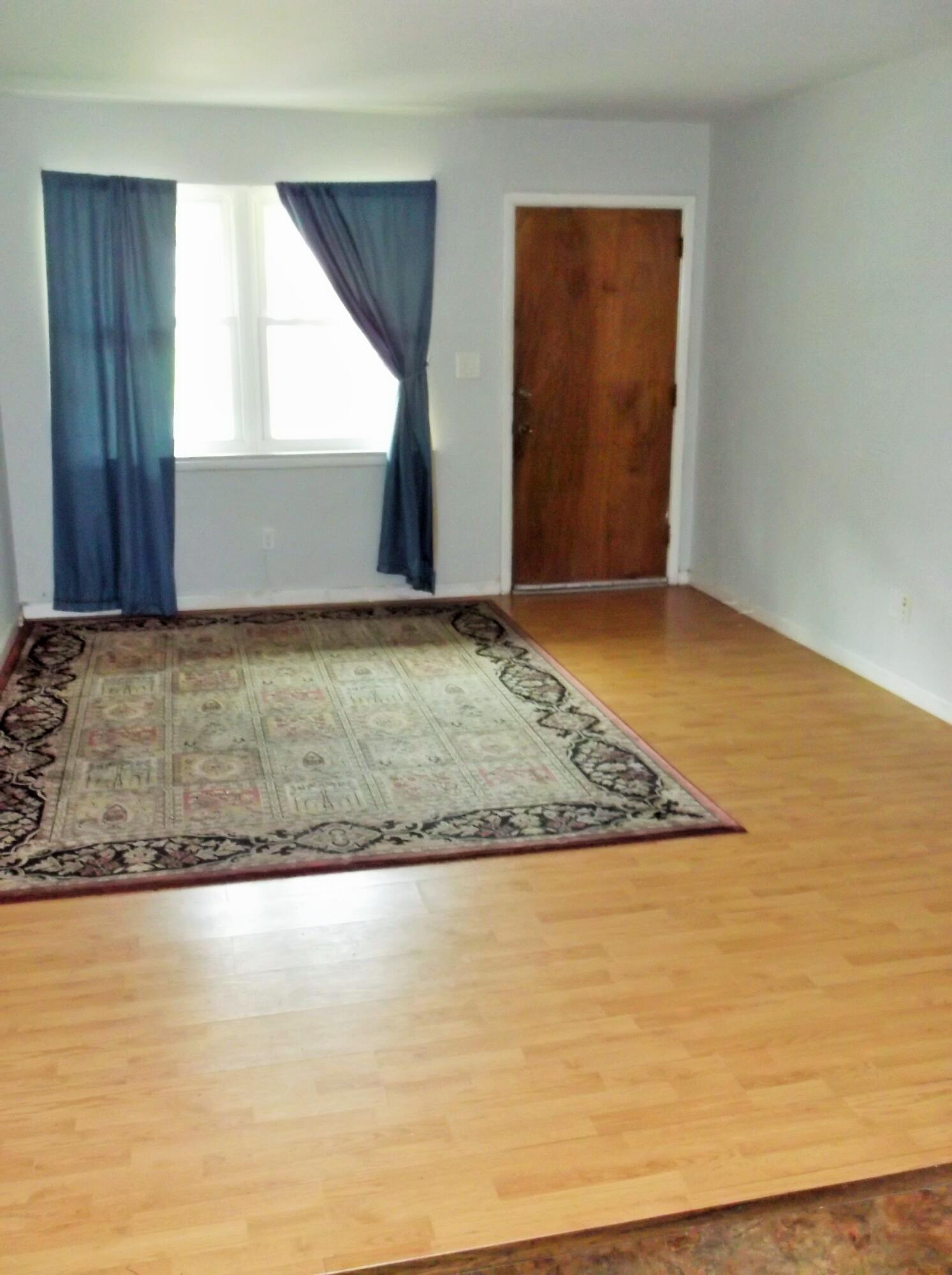 GARNIERS BEACH 6TH - Residential