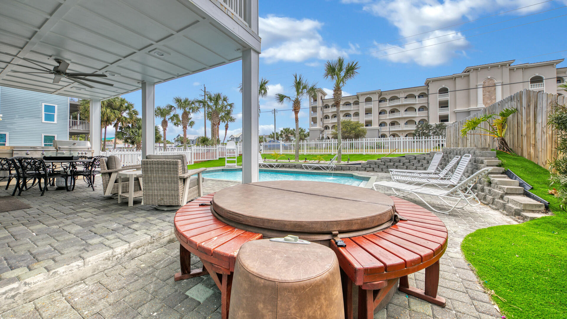 CRYSTAL BEACH - Residential