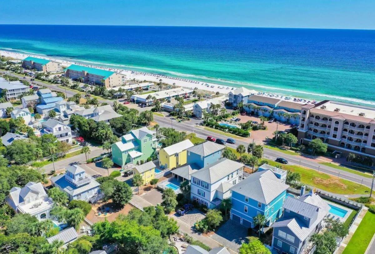 CRYSTAL BEACH - Residential