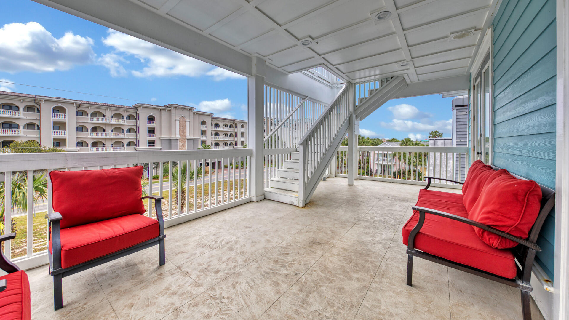 CRYSTAL BEACH - Residential