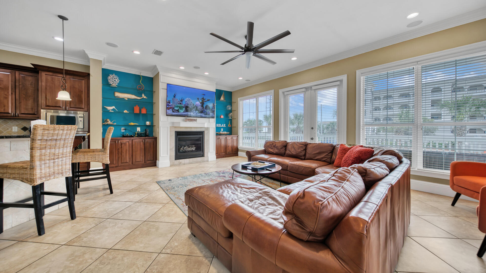 CRYSTAL BEACH - Residential