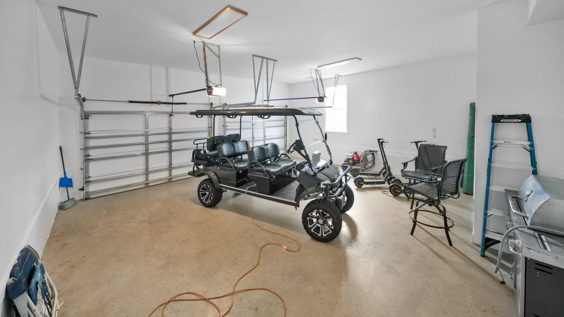 CRYSTAL BEACH - Residential