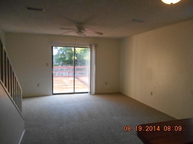 MONTAGE MANOR - Residential Lease