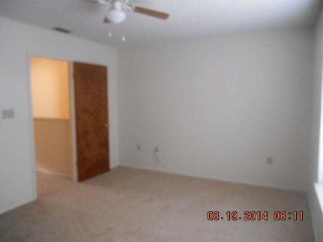 MONTAGE MANOR - Residential Lease