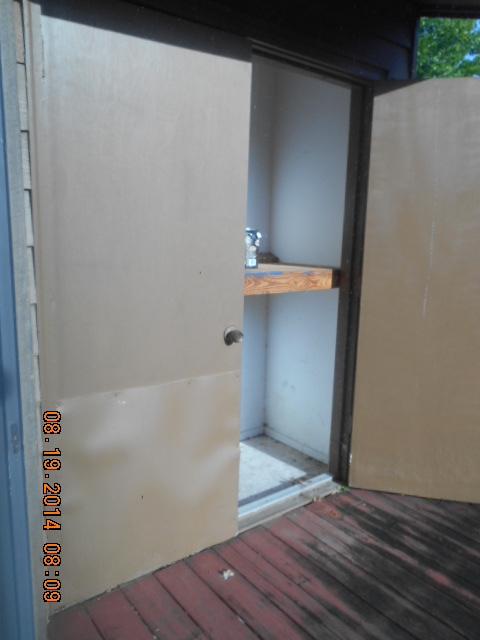 MONTAGE MANOR - Residential Lease