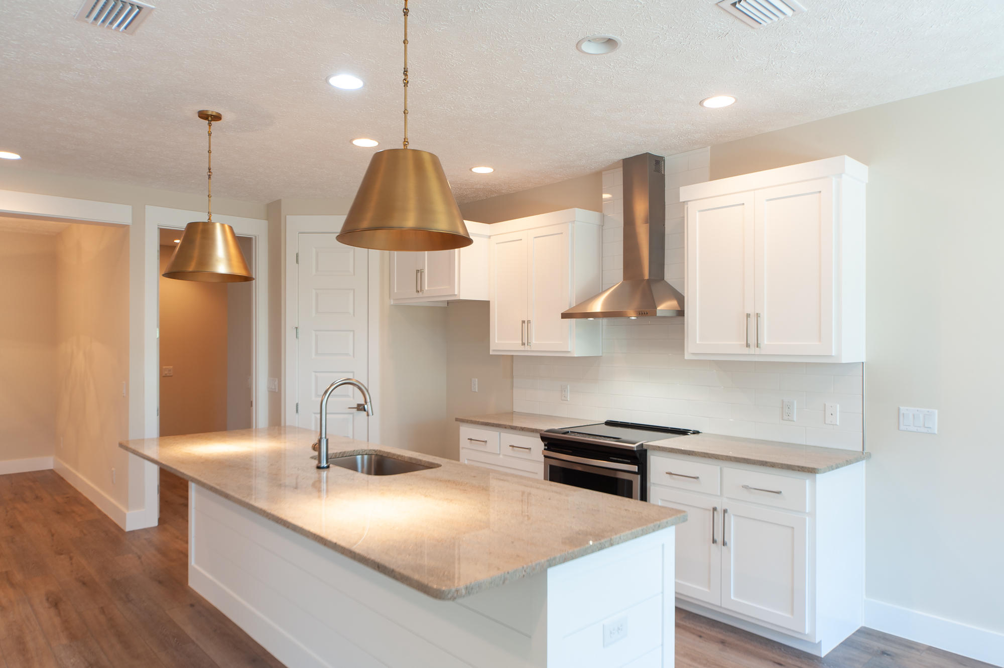 JAMAICAN LAKE CONDOS - Residential