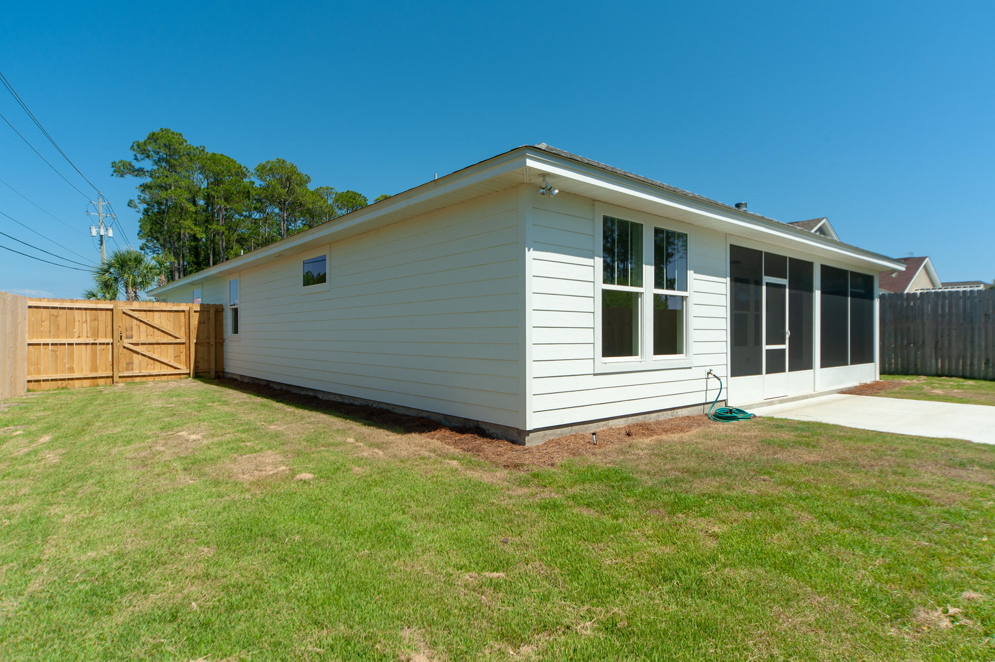 JAMAICAN LAKE CONDOS - Residential