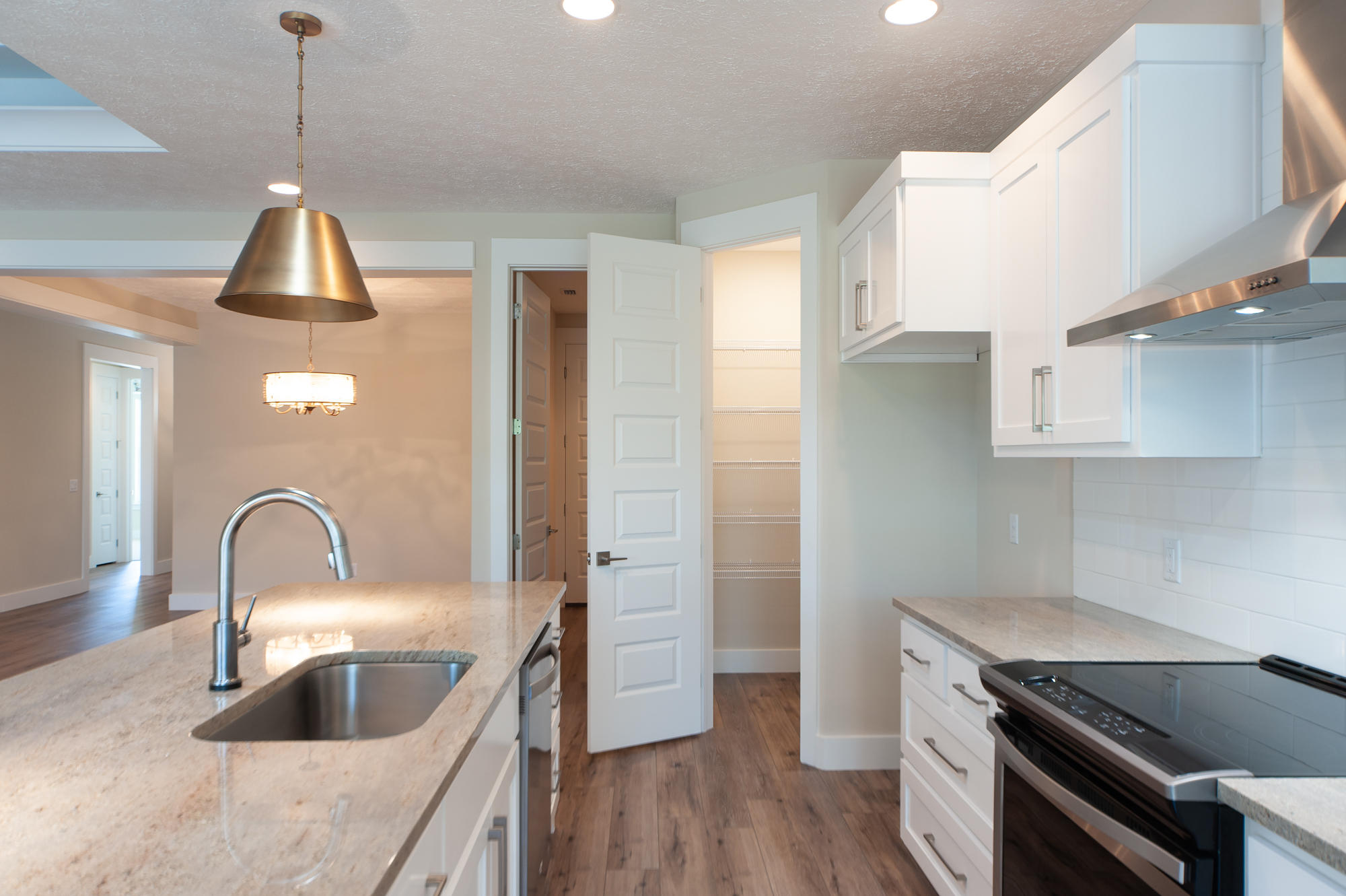 JAMAICAN LAKE CONDOS - Residential