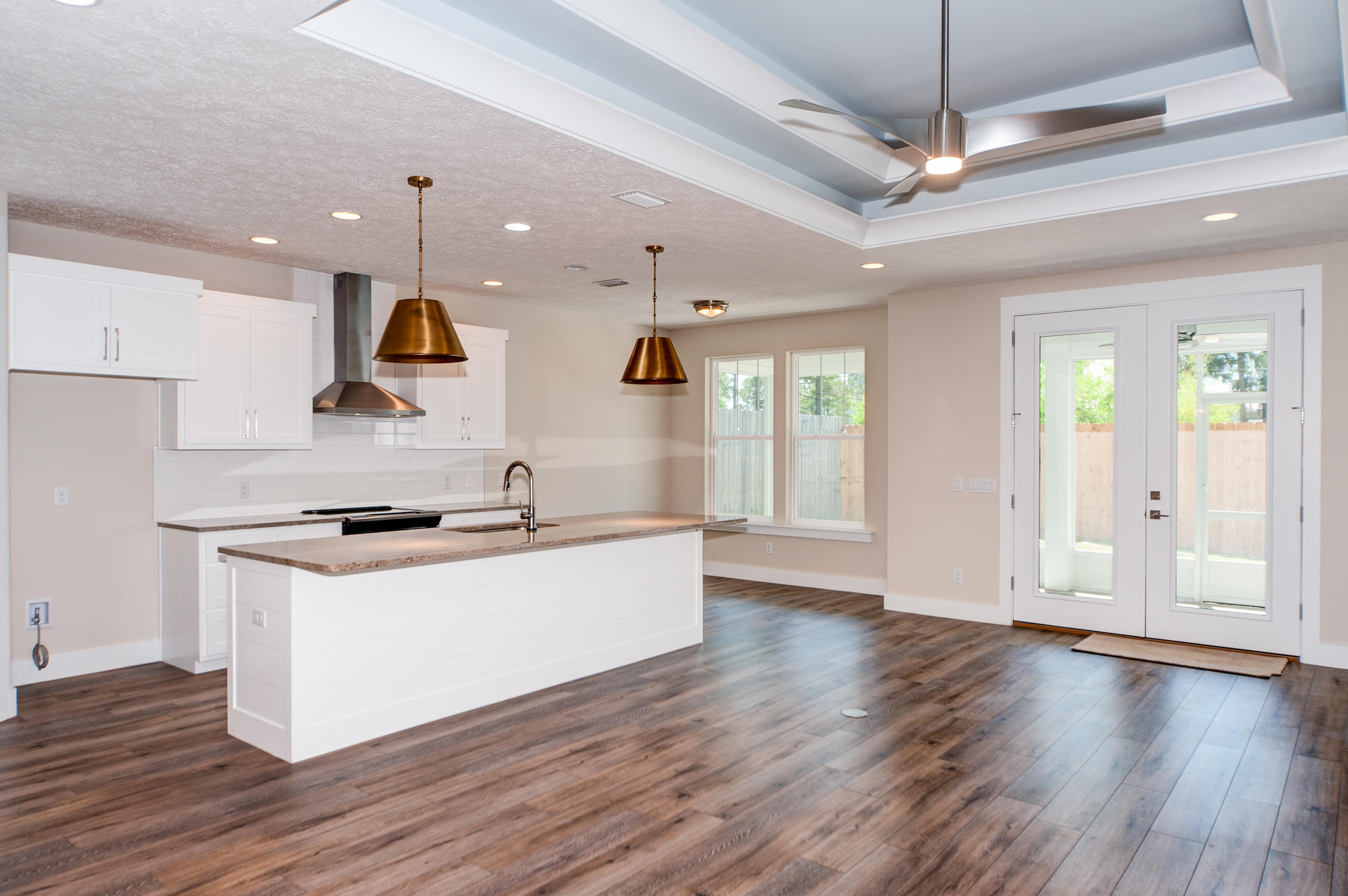 JAMAICAN LAKE CONDOS - Residential