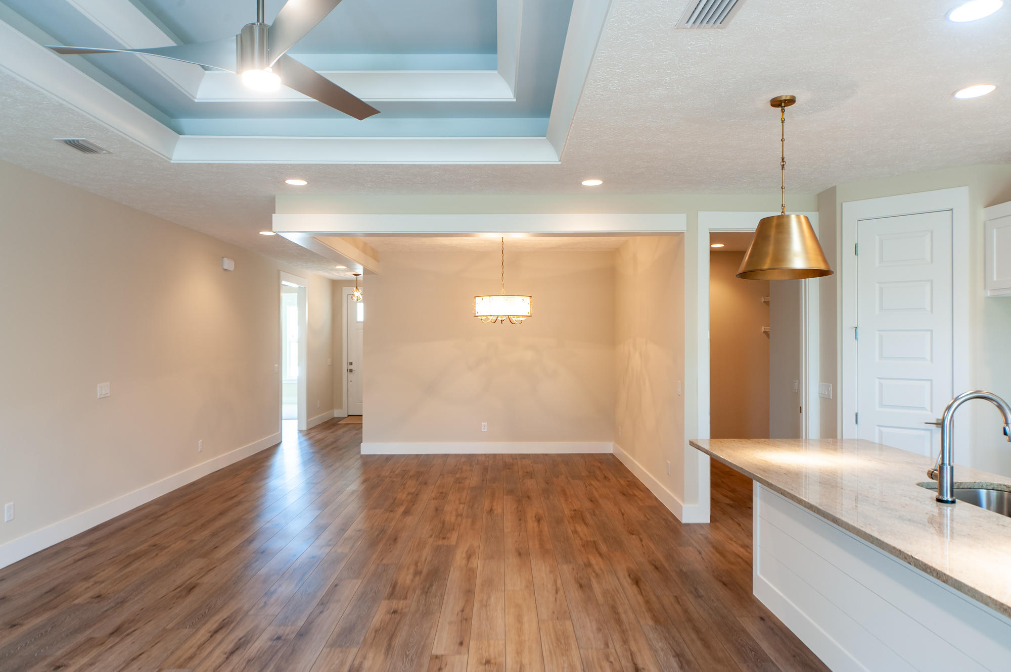 JAMAICAN LAKE CONDOS - Residential