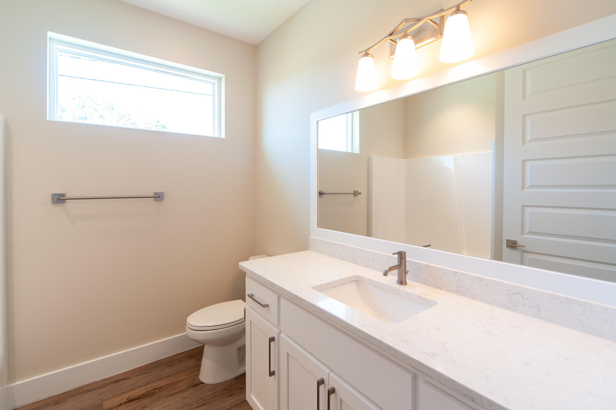 JAMAICAN LAKE CONDOS - Residential