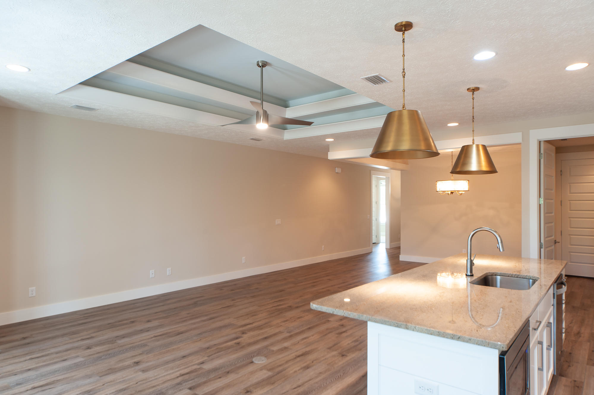 JAMAICAN LAKE CONDOS - Residential