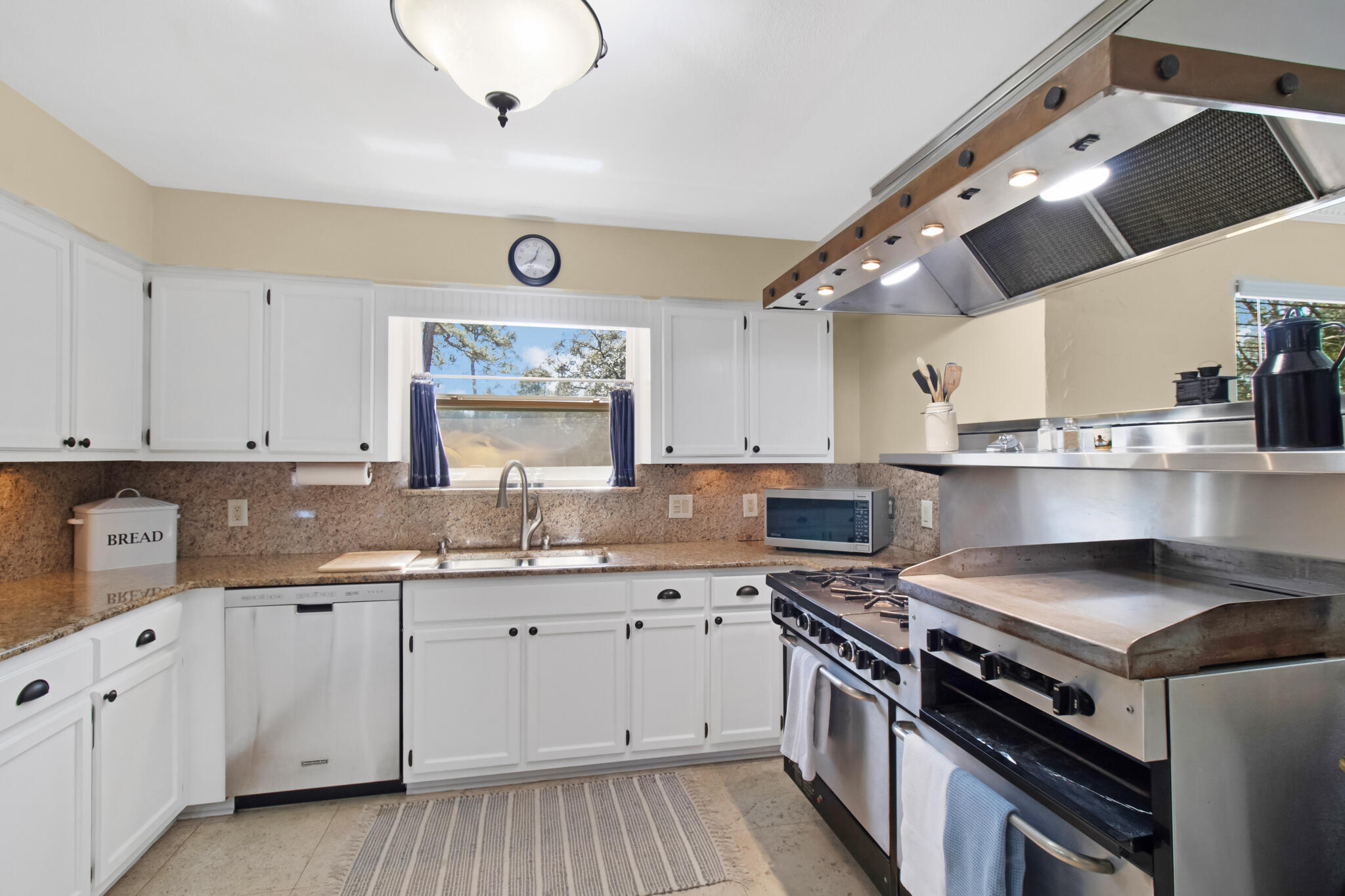 EAST BAY RIVER ESTATES 1ST ADDN - Residential