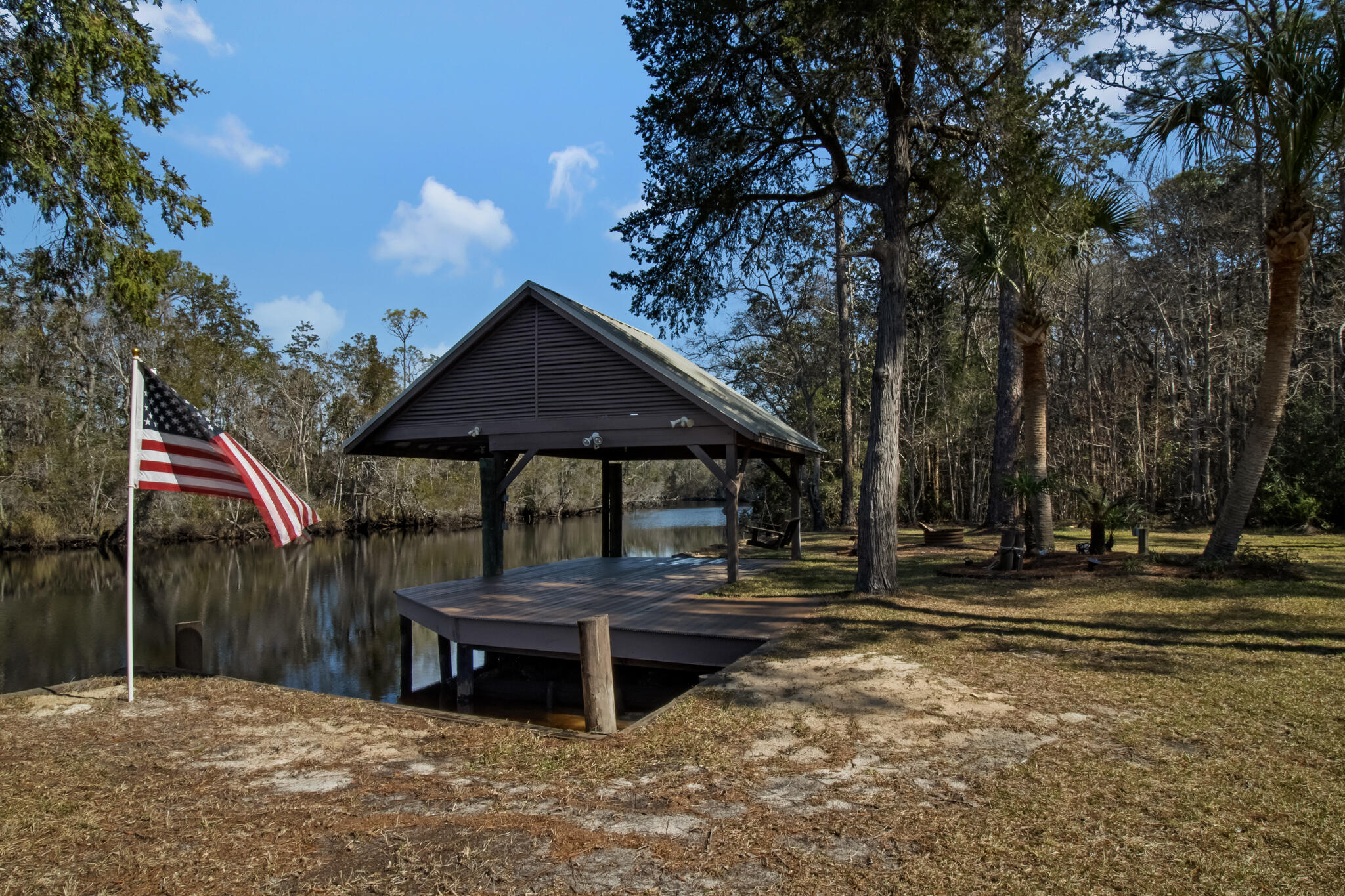 EAST BAY RIVER ESTATES 1ST ADDN - Residential
