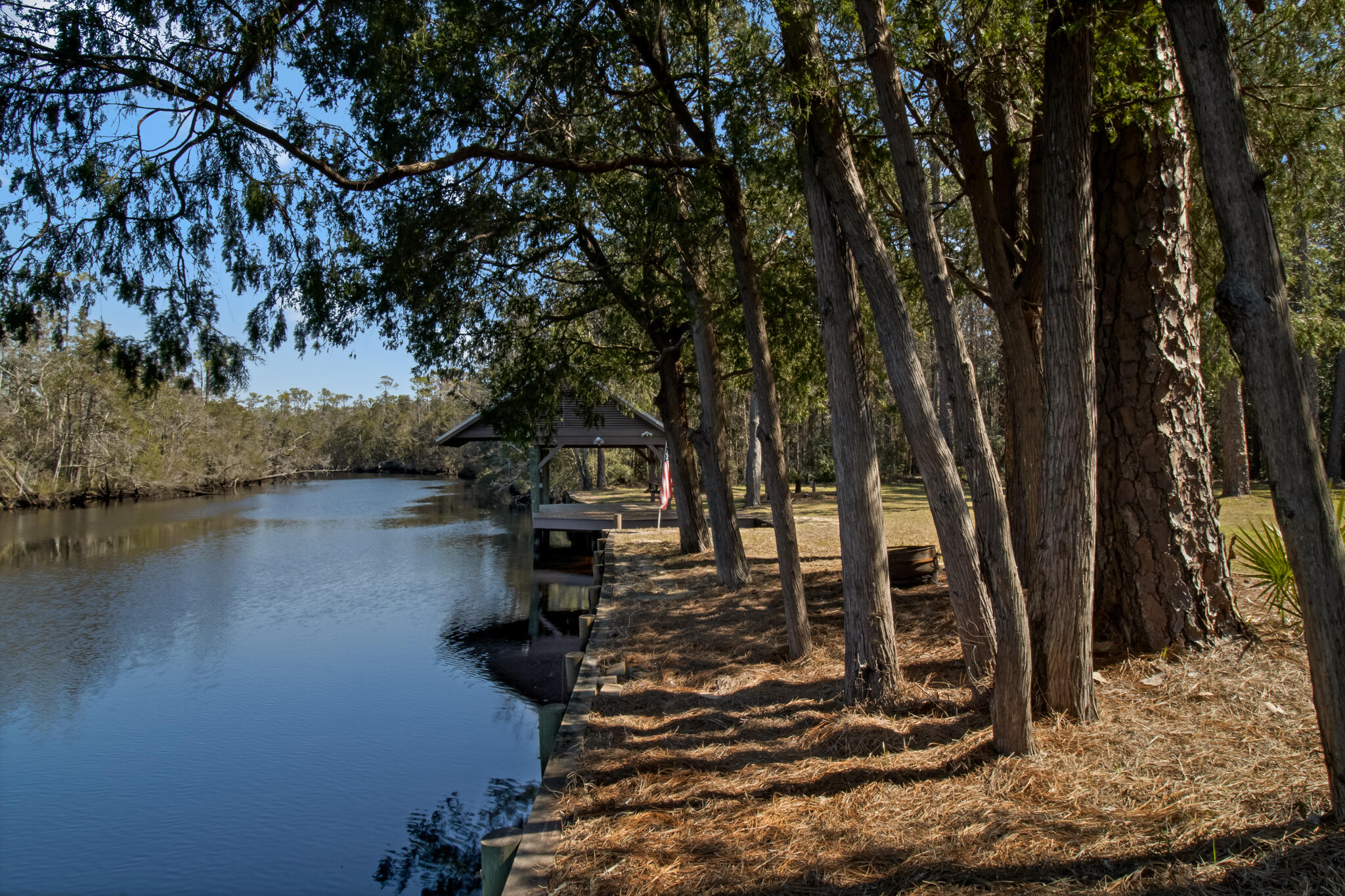 EAST BAY RIVER ESTATES 1ST ADDN - Residential