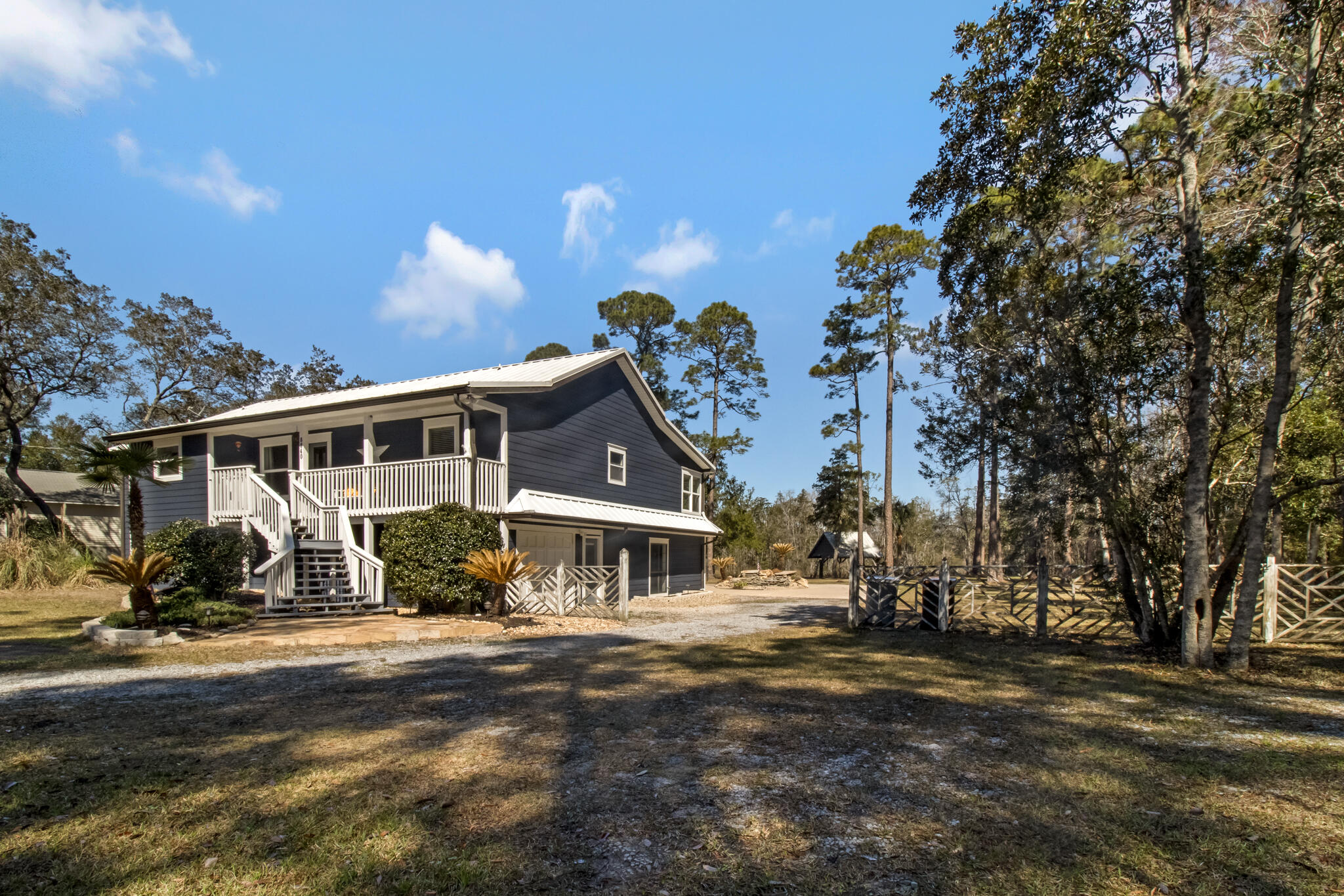 EAST BAY RIVER ESTATES 1ST ADDN - Residential