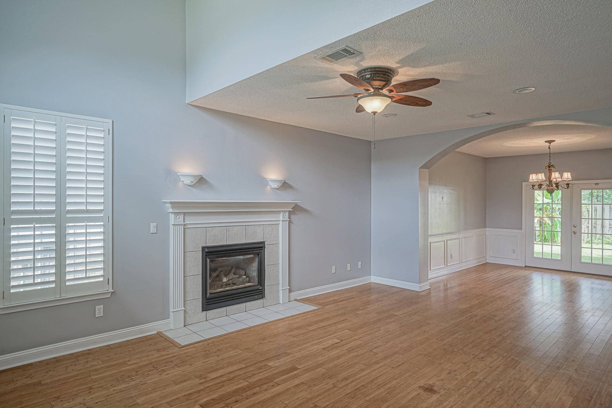 NORTH RIDGE CREEK S/D 1ST ADDN - Residential