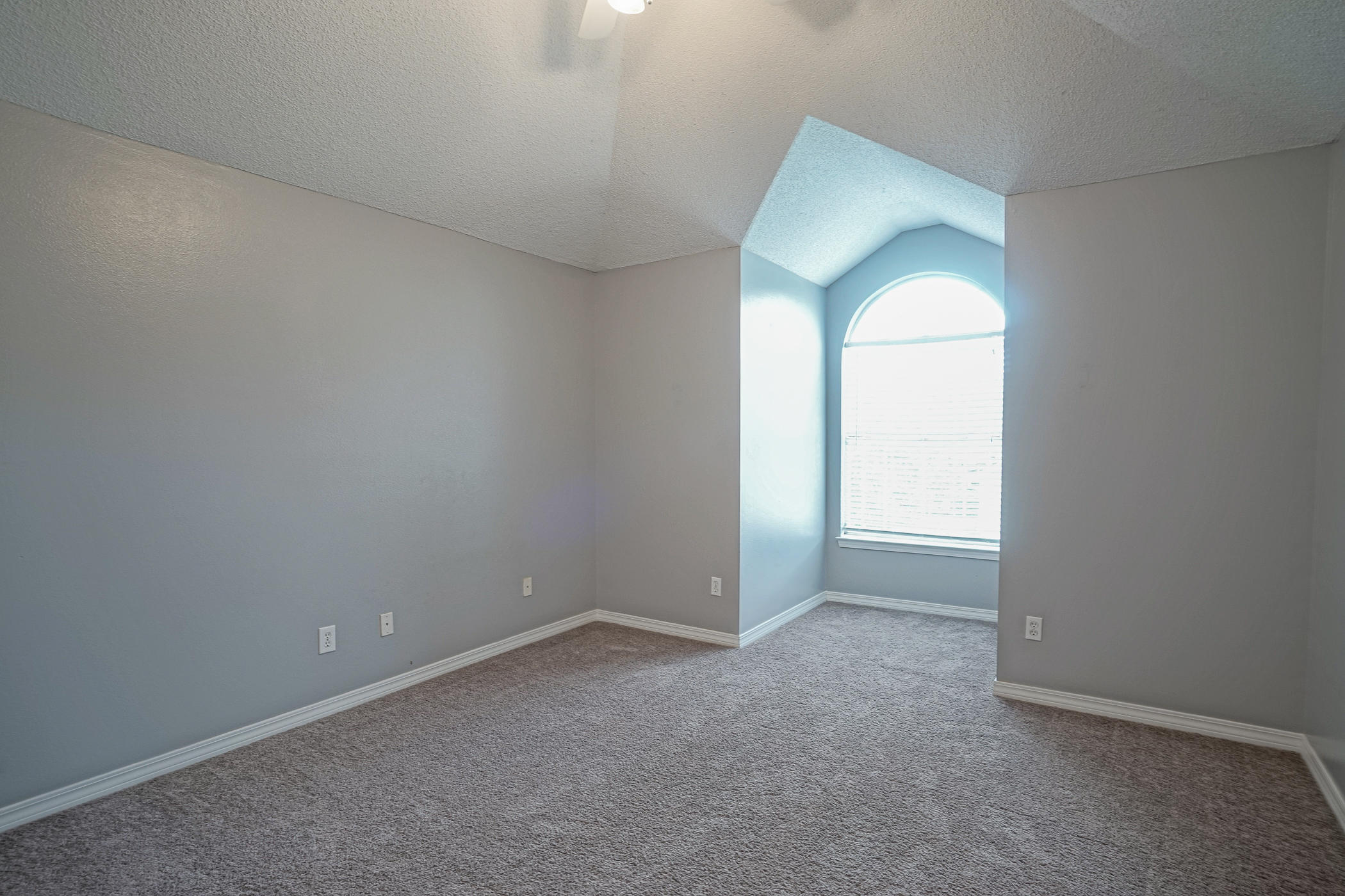 NORTH RIDGE CREEK S/D 1ST ADDN - Residential